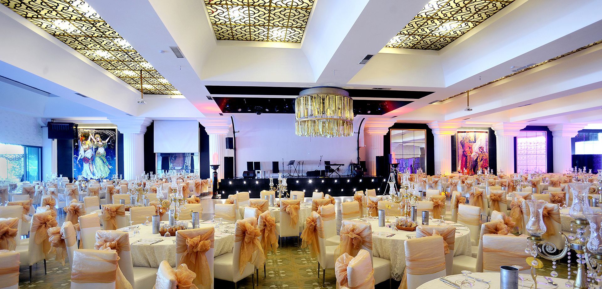AKALIN_WEDDING_PLAZA